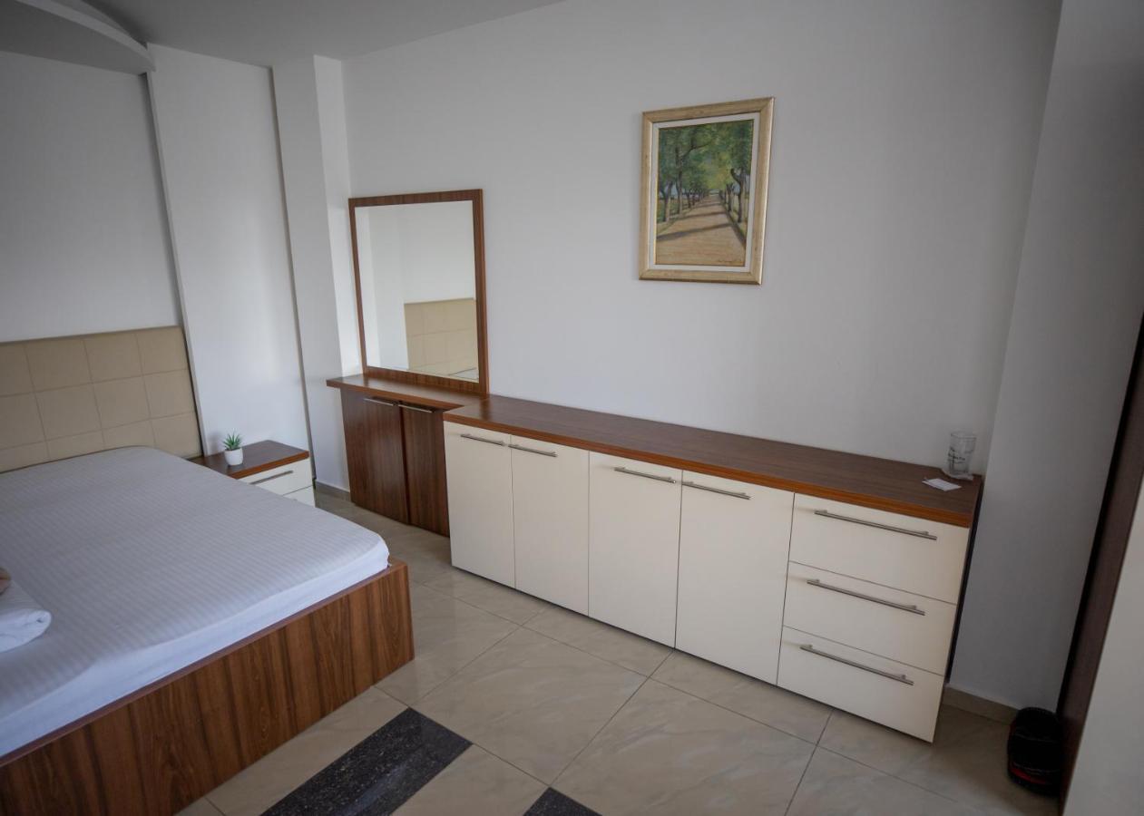 Guest House Agropapuk Sid Bagian luar foto