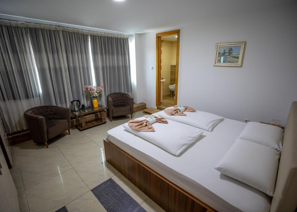 Guest House Agropapuk Sid Bagian luar foto
