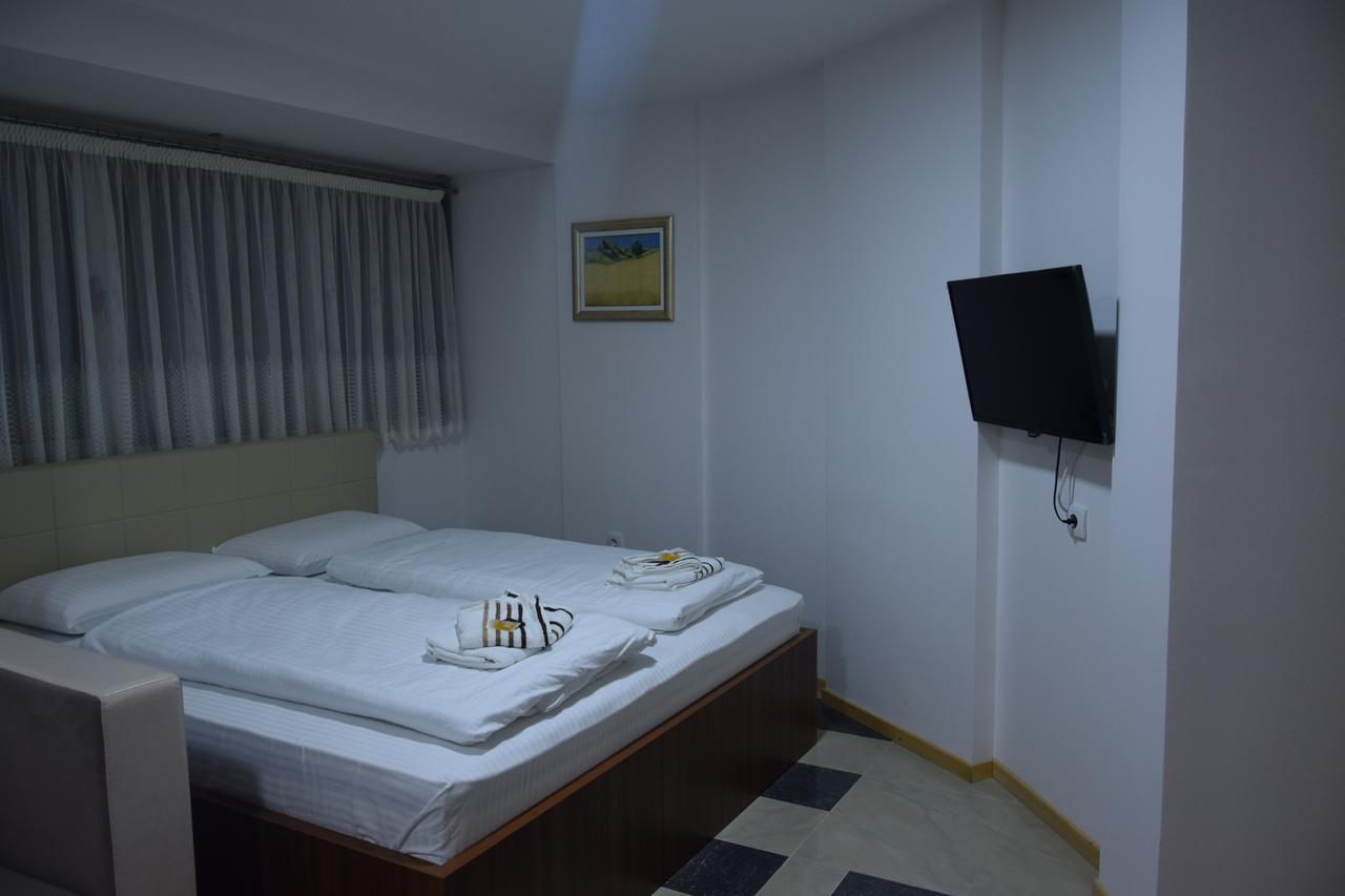 Guest House Agropapuk Sid Bagian luar foto